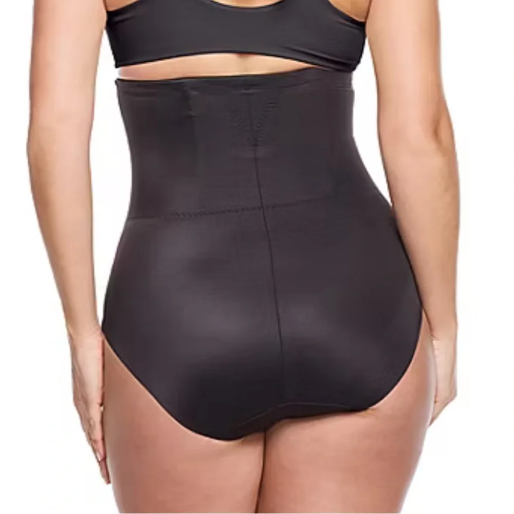 Black Shapewear Ambrielle Wonderful Edge® Back Magic® High-Waist Control Briefs